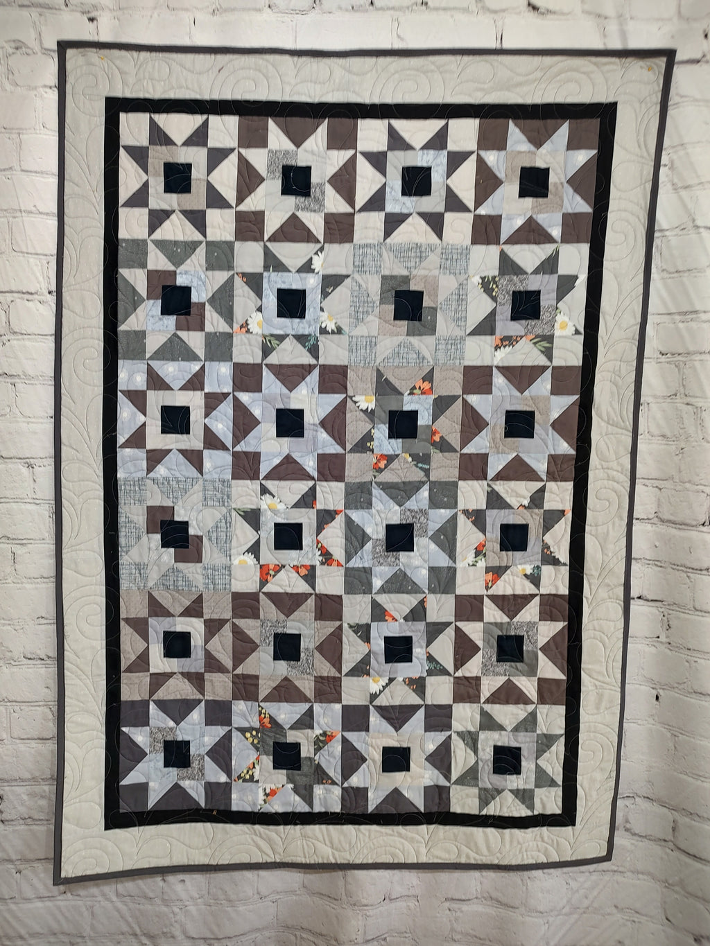 BL221 Fruitcake scrappy Quilt pattern Accuquilt friendly