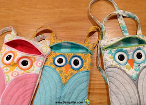 Owl over-the-shoulder zippered bag