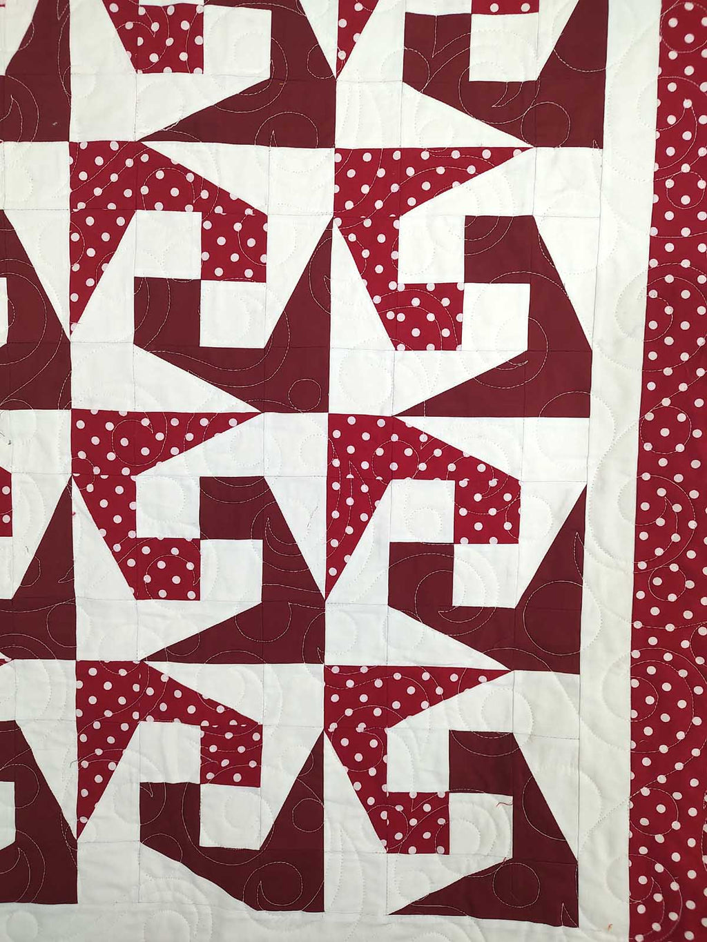 Plagues red and white Modern baby lap quilt