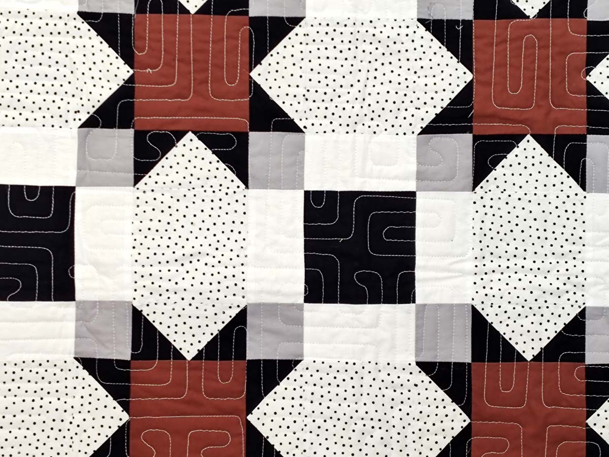 BL250 Vanishing Quilt pattern 3 sizes Accuquilt friendly rotary cutting included