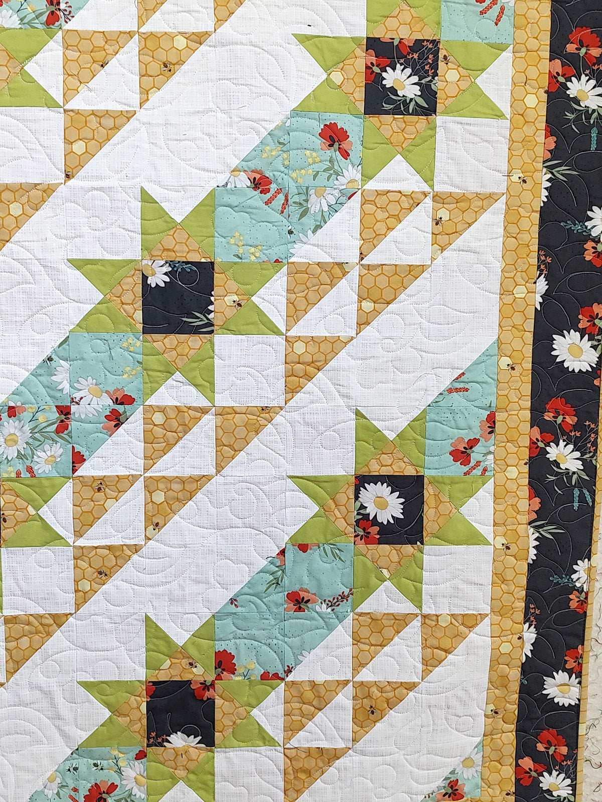 BL258 Warbler Quilt pattern 3 sizes plus 16 more QUBE sizes